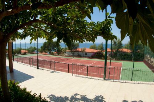 Hotel Rasciada Club