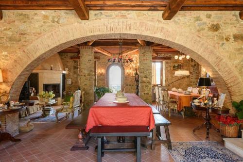 Rocca D'orcia Villa Sleeps 20 Pool Air Con Wifi