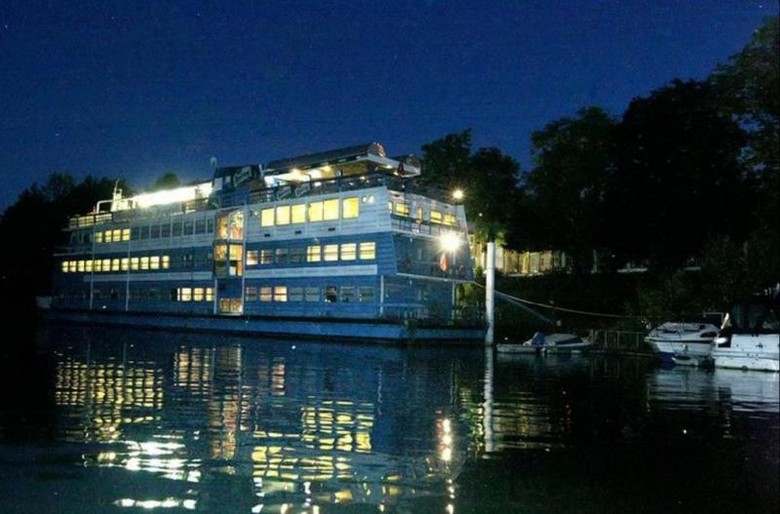 Hotel Vodnik Botel