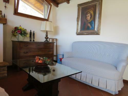 2 Lake View Apartments Near Lugano