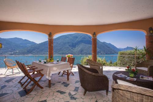 Barclaino Villa Sleeps 16 Pool Air Con