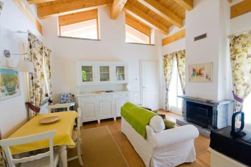 Apartamento Agriturismo Castello Di Vezio