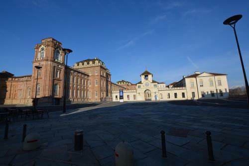 Apartamento Di Fronte Alla Reggia