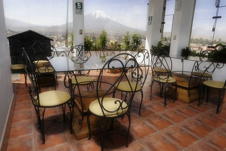 Hotel Natura Inn