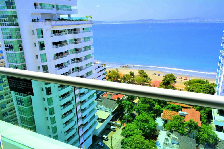 Hotel Travelers Orange Cartagena