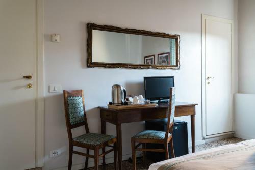 Hotel Locanda Ai Santi Apostoli