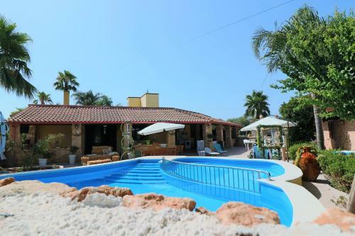 Casa Vacanza Chitarra A Torre Suda Nel Salento