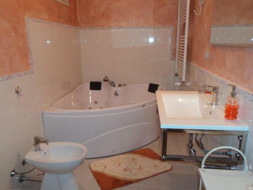 Bed & Breakfast Giardini Di Corte
