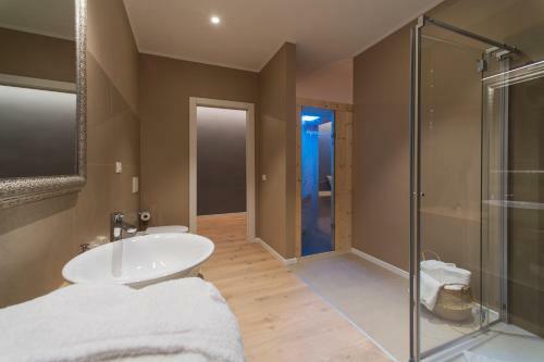 Bed & Breakfast Lainez Rooms & Suites