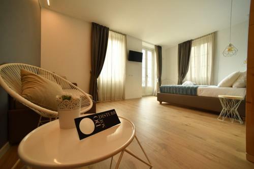 Bed & Breakfast Lainez Rooms & Suites