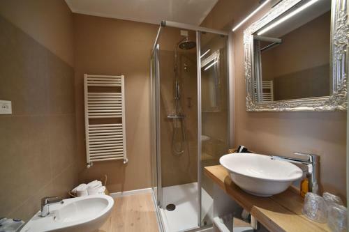 Bed & Breakfast Lainez Rooms & Suites