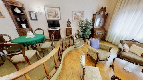 Apartamento Triestevillas Retro' Decor Laghi, 7guests