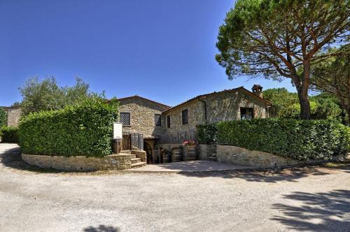 Vernazzano Basso Apartment Sleeps 6 Pool Wifi