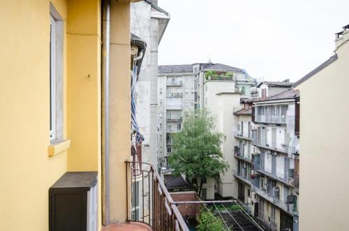 Apartamento Crocetta & Porta Nuova Colourful Flat