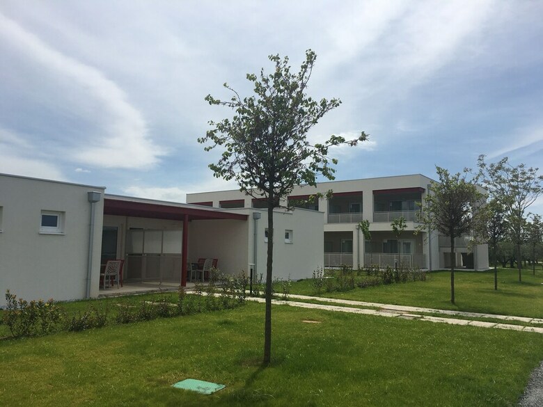 Hotel Vada Village