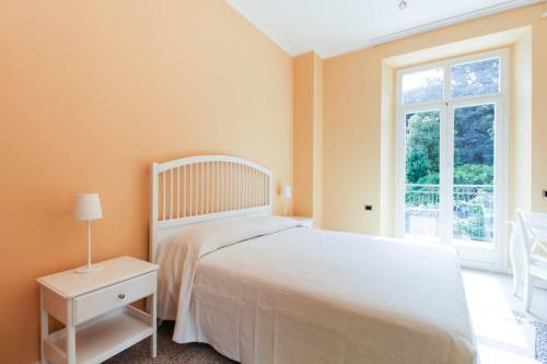 Stresa Villa Sleeps 16 Pool Air Con Wifi