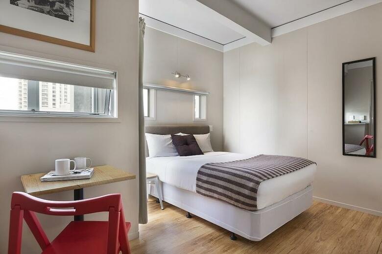 Hotel All Seasons Auckland