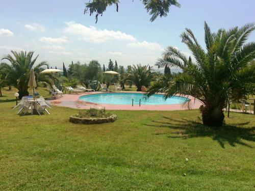 Suvereto Apartment Sleeps 4 T241728