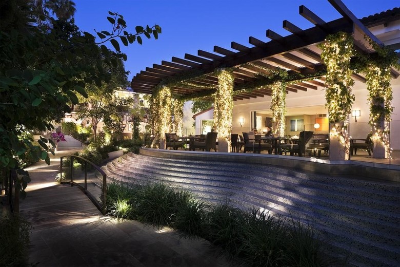 Sunset Marquis Hotel And Villas