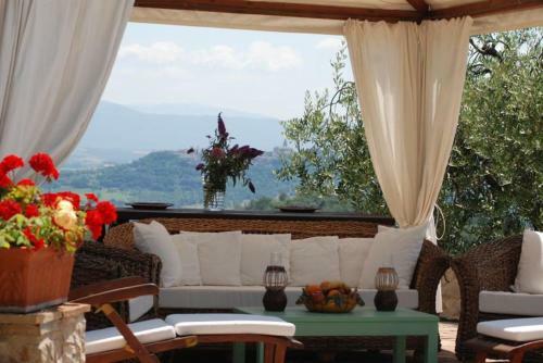 Todi Villa Sleeps 12 Pool Air Con Wifi