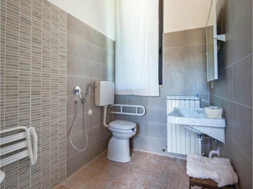 Three-bedroom Holiday Home In Assisi Pg