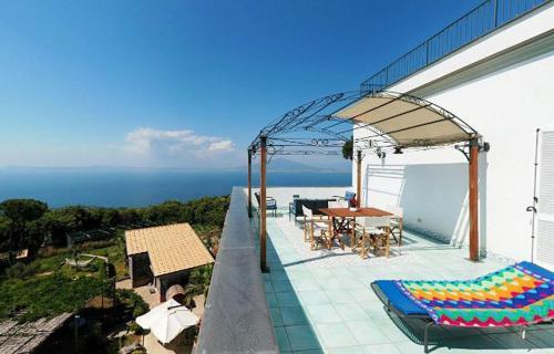 Sorrento Villa Sleeps 22 Pool Air Con Wifi