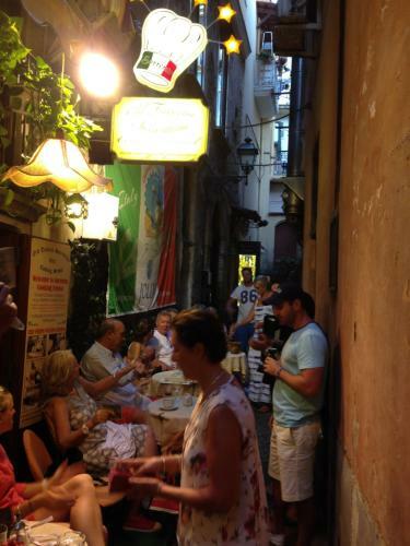 Hostal Old Taverna Sorrentina