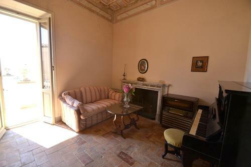 Spoleto Villa Sleeps 23 Pool Air Con Wifi
