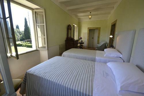 Spoleto Villa Sleeps 23 Pool Air Con Wifi
