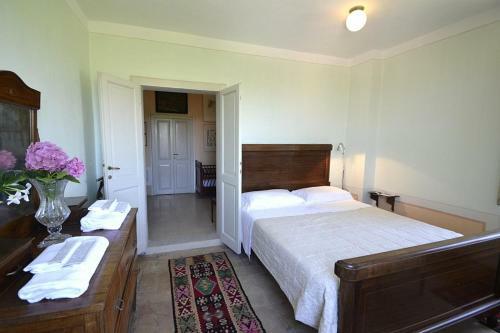Spoleto Villa Sleeps 23 Pool Air Con Wifi