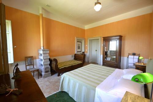 Spoleto Villa Sleeps 31 Pool Air Con Wifi