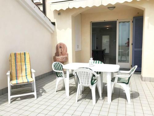Luxury Design Villas With Pool And Sea View