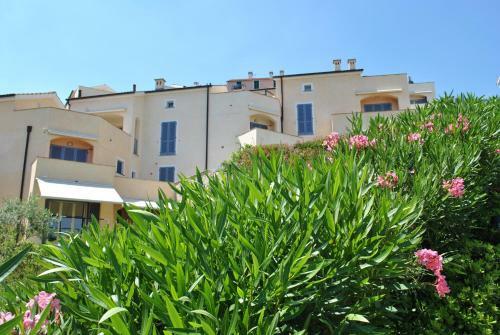 Luxury Design Villas With Pool And Sea View