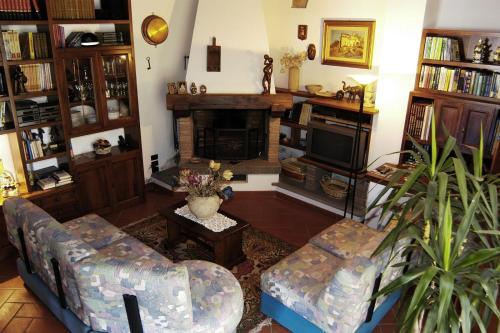 Scandicci Villa Sleeps 8 Pool Air Con Wifi