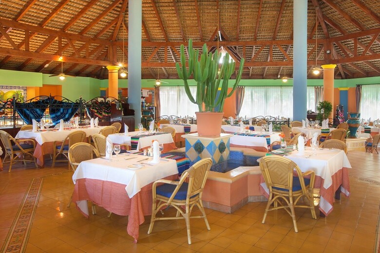 Hotel Bahia Principe Grand Punta Cana