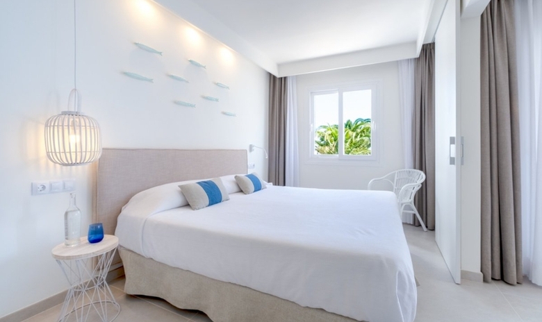Apartamentos Carema Beach Menorca