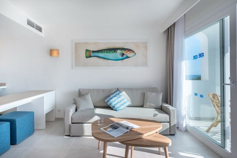 Apartamentos Carema Beach Menorca