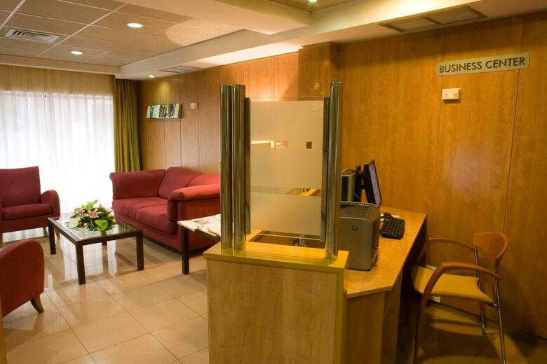 Hotel NH Las Palmas Playa Las Canteras