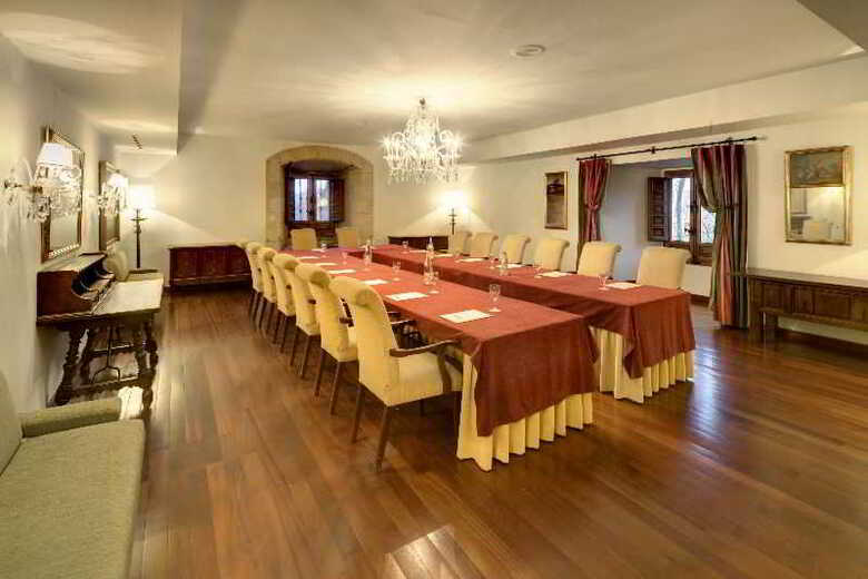Hotel Parador De Le�n