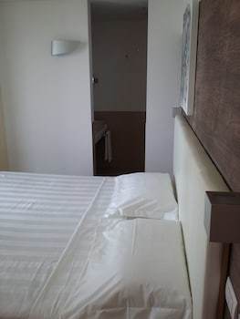 Life Hotel