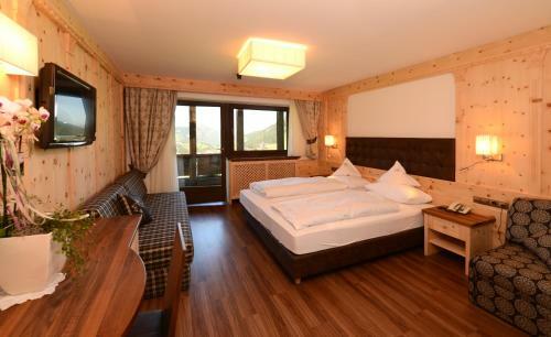 Hotel Alaska