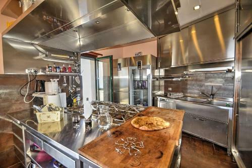 Sant'agata Sui Due Golfi Villa Sleeps 24 Pool Wifi