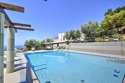 Sant'agata Sui Due Golfi Villa Sleeps 18 Pool Wifi