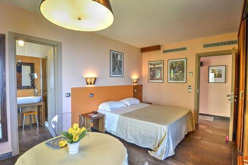 Sant'agata Sui Due Golfi Villa Sleeps 18 Pool Wifi