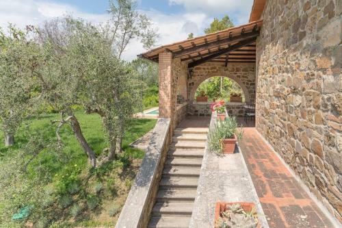 San Giovanni D'asso Villa Sleeps 8 Pool Air Con