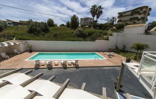 La Dolce Vita, Piscina E Mare
