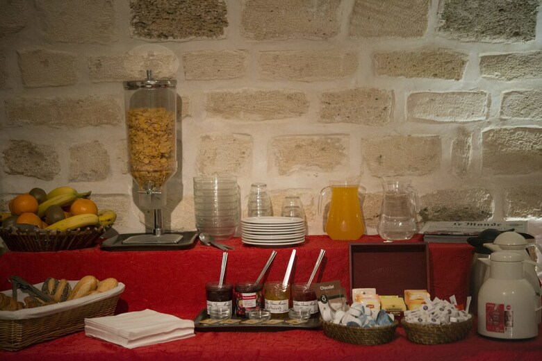 Hotel De Reims