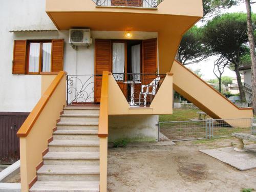 Apartment In Rosolina Mare 24920