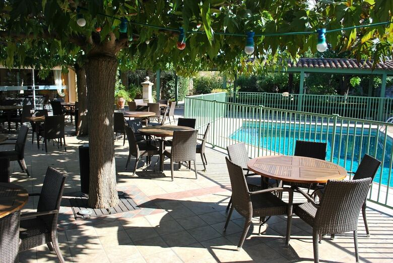 Hotel Best Western Uzes Pont Du Gard