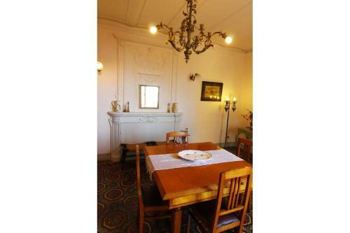 San Feliciano Apartment Sleeps 4